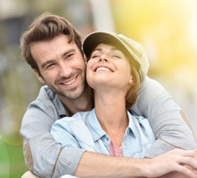 csm_RS8045_sy_young_couple_cl_A48978728_clean_2018-scr_6bcd9476a2