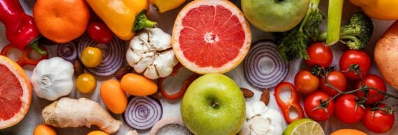 vue-dessus-aliments-sains-pour-composition-renforcant-immunite