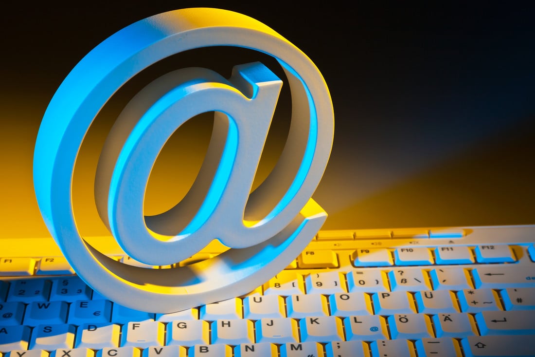 Newsletter-arobase-clavier-ordinateur
